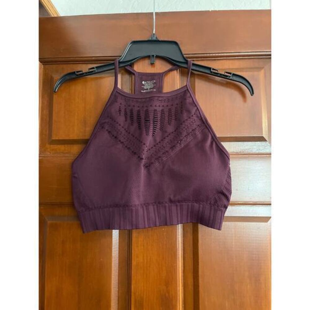Athleta laser cut sports bra size S